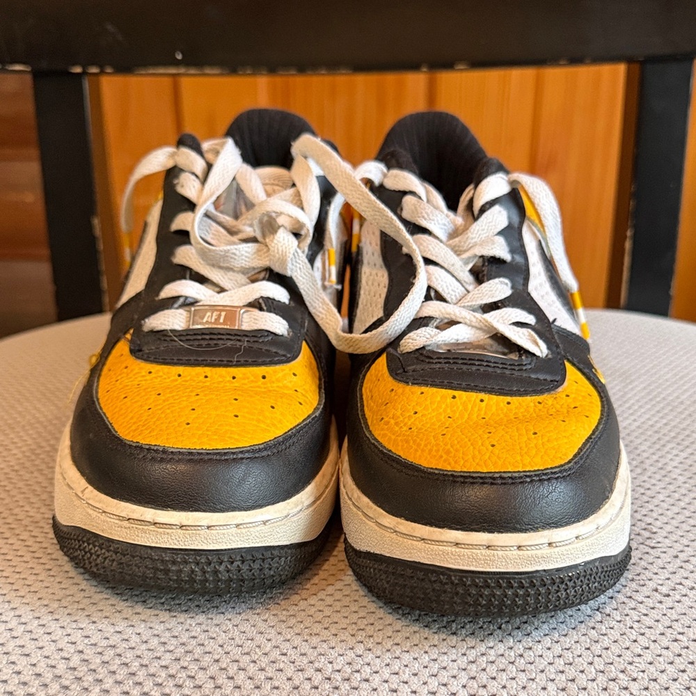 Kids’ Nike Air Force 1 LV8 Sneakers - Picture 5 of 5